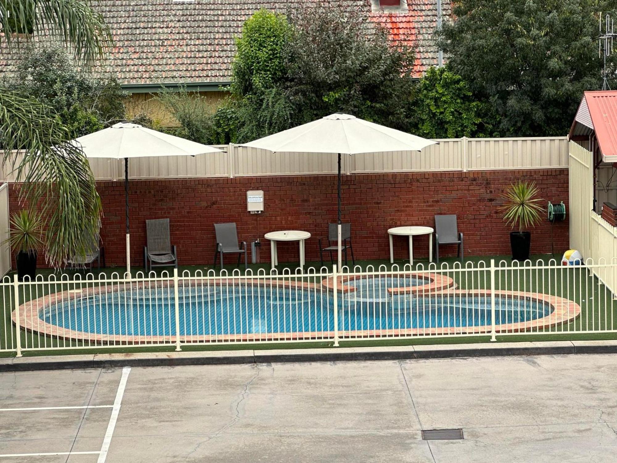 Courtyard Motor Inn Shepparton Zewnętrze zdjęcie